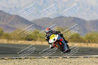 media/Mar-26-2022-CVMA (Sat) [[4461a8f564]]/Race 12 Amateur Supersport Middleweight/